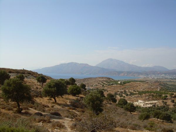 Süd-Kreta-Kreta: Grundstueck mit traumhaften 360 Grad Rundumblick auf Meer, Messaraebene und Gebirge Süd-Kreta-Kreta: Grundstueck mit traumhaften 360 Grad Rundumblick auf Meer, Messaraebene und Gebirge