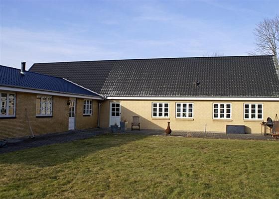 Storvorde: Ladefogedvej 5 9280 Storvorde 