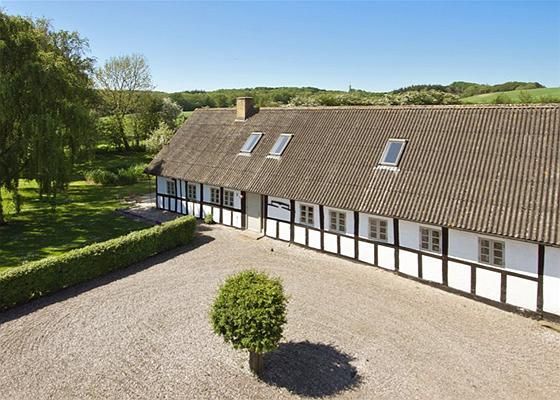 Juelsminde: Klejs Skovvej 2 7130 Juelsminde 