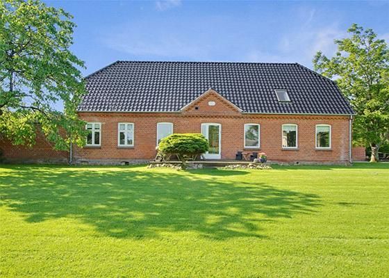 Løsning: Elmegårdsvej 1 8723 Løsning 