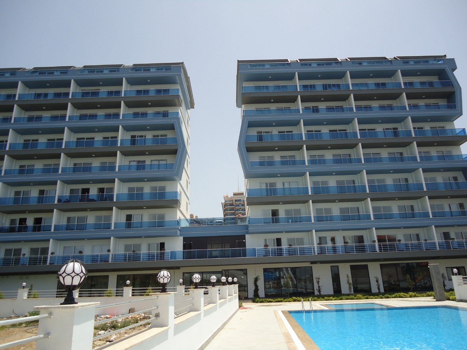 Mahmutlar: Sea-View 1+1 Apartment for Sale in Mahmutlar – Fully Furnished with Rich Social Amenities! Mahmutlar: Sea-View 1+1 Apartment for Sale in Mahmutlar – Fully Furnished with Rich Social Amenities!
