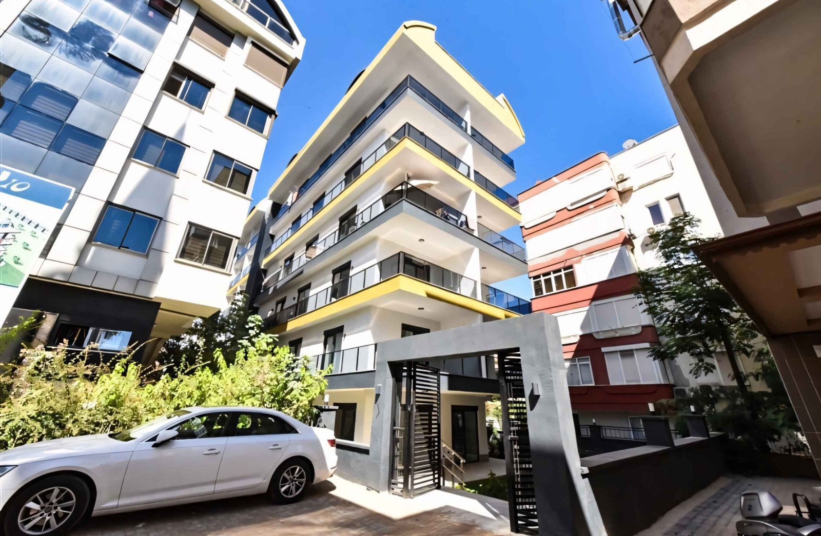 Alanya: 1+1 Apartment for Sale in Alanya Center | New Project | 60 m to the Sea Alanya: 1+1 Apartment for Sale in Alanya Center | New Project | 60 m to the Sea