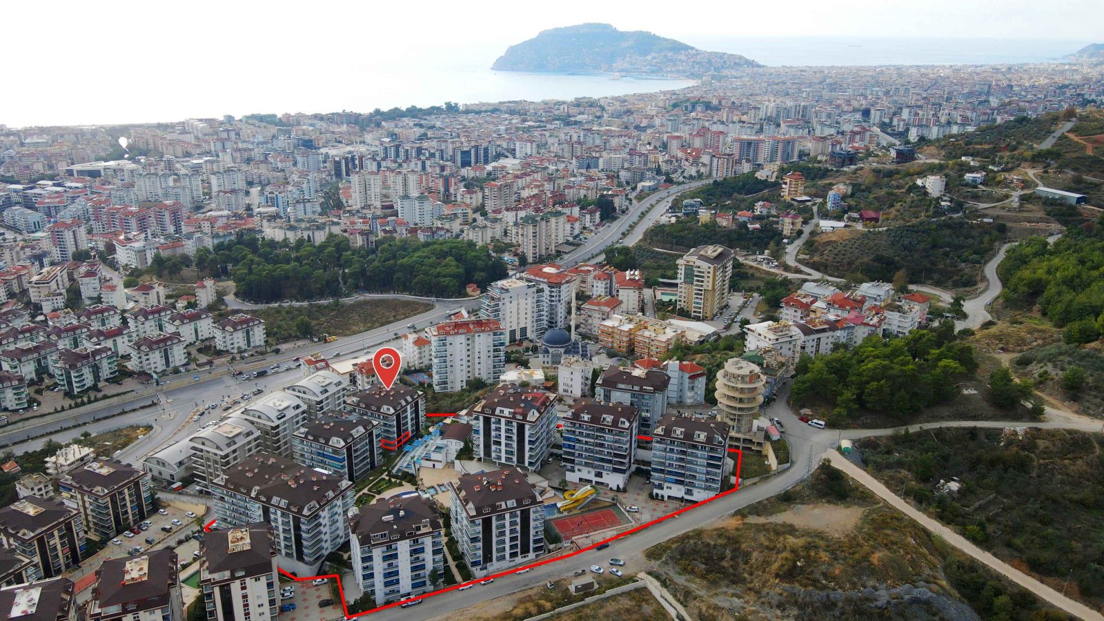 Alanya Oba: 3+1 Apartment for Sale in Alanya Ciplakli - Oba | 140 m² | Suitable for Citizenship | 1.3 km to the Sea 
