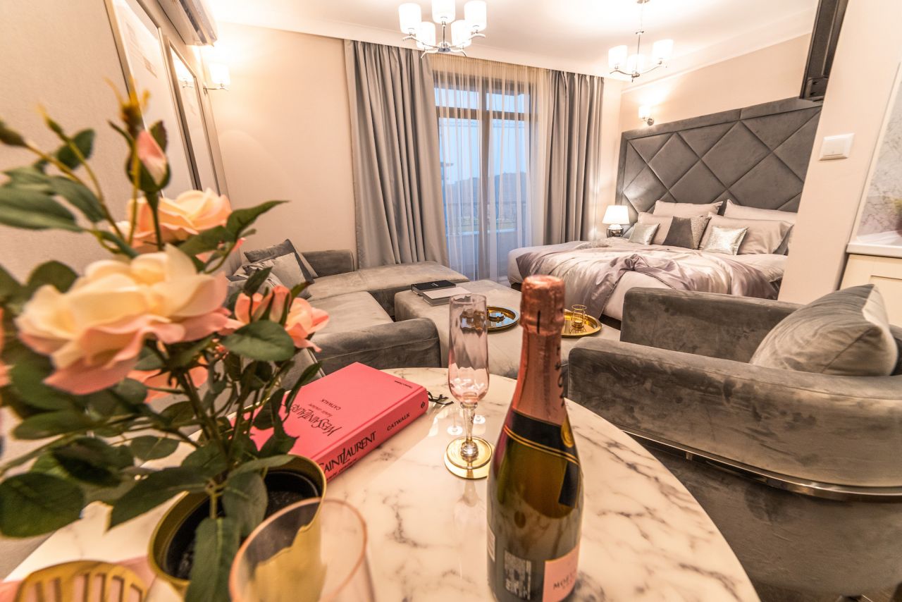 Sveti Vlas: Bulgarien, Sveti Vlas - luxuriöses Studio in Wohnanlage BJ 2019 205 m. vom Strand 