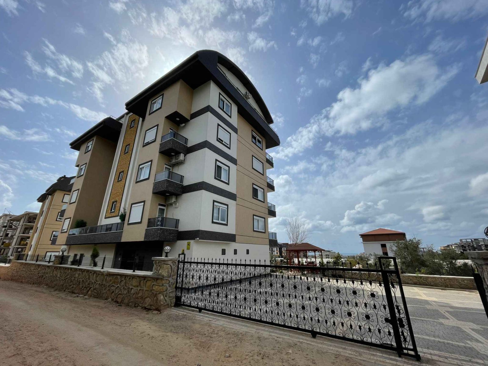 Alanya Oba: 1+1 Wohnung zum Verkauf in Alanya Oba | 54 m² | Möbliert | 6 Monate Ratenzahlung Alanya Oba: 1+1 Wohnung zum Verkauf in Alanya Oba | 54 m² | Möbliert | 6 Monate Ratenzahlung