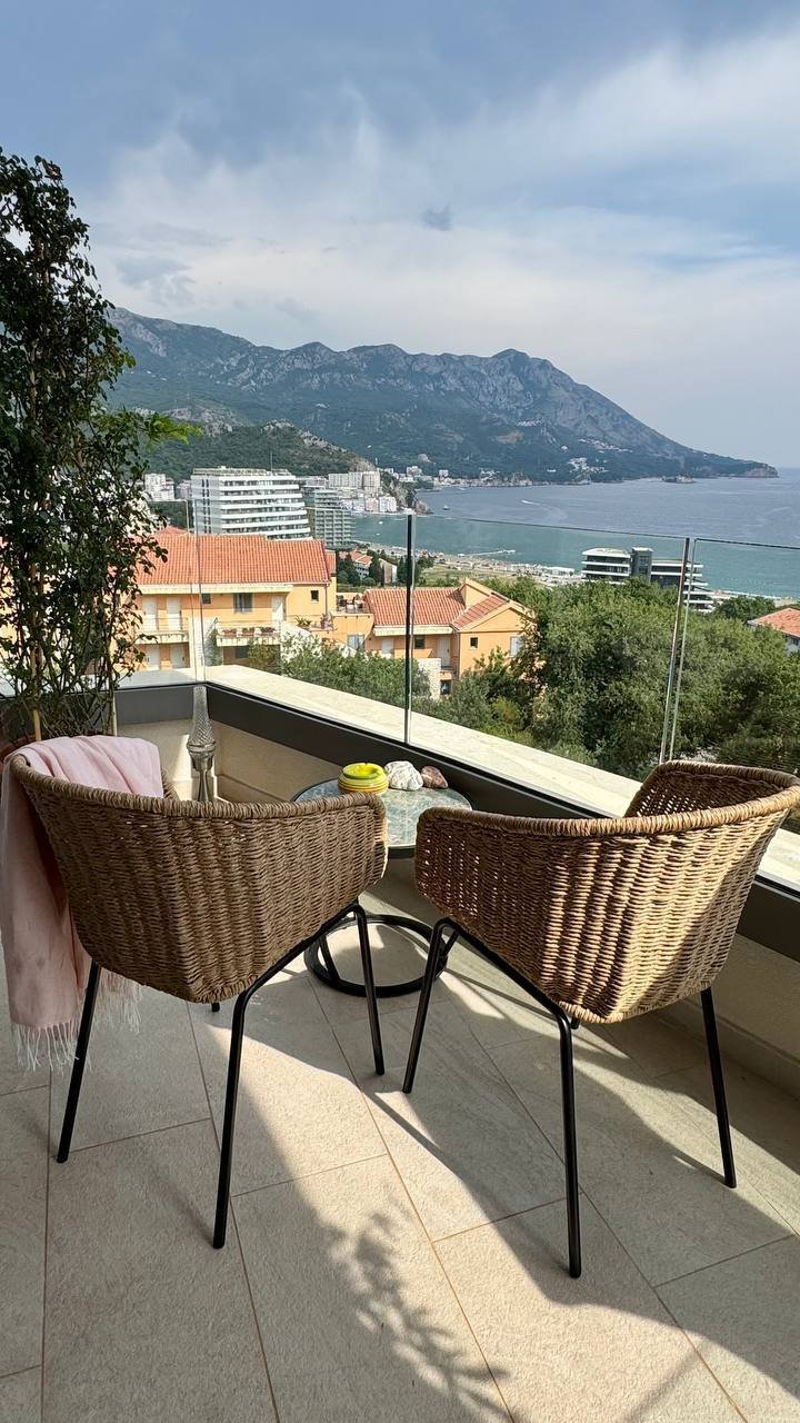 budva: Exquisite Coastal Living: Designer Residence at Montessa Hill budva: Exquisite Coastal Living: Designer Residence at Montessa Hill