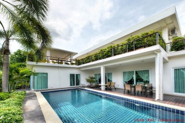 Pattaya / Silverlake: Elegante Bauhaus Stil Villen im Grünen bei Silver Lake / Bang Saray, 15 km von Pattaya (ab 130.000 ) 