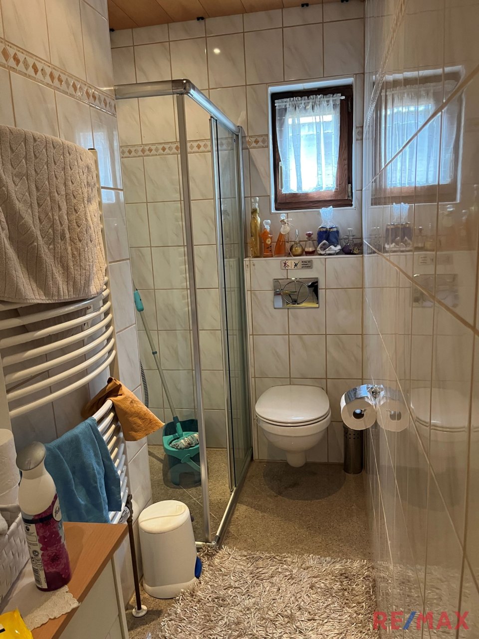 Badezimmer EG 2 Badezimmer EG 2