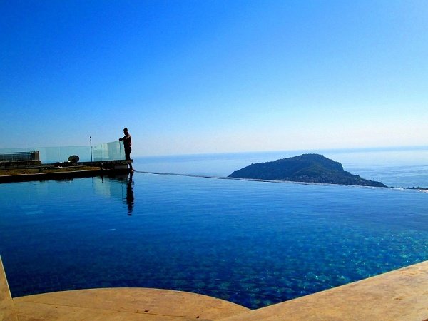 Bektas: Türkei, Alanya, Bektas. 6 Zi. Villa. Infinity Pool. Smart Home Sytem. 773 Bektas: Türkei, Alanya, Bektas. 6 Zi. Villa. Infinity Pool. Smart Home Sytem. 773