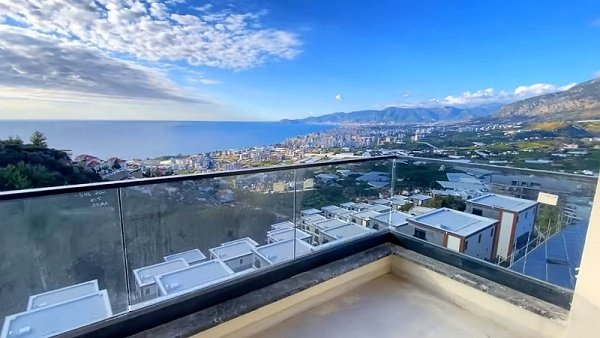 Kargicak: Türkei Alanya. Eine Premium Residenz mit 8000 m² Sozial bereich. 1032 