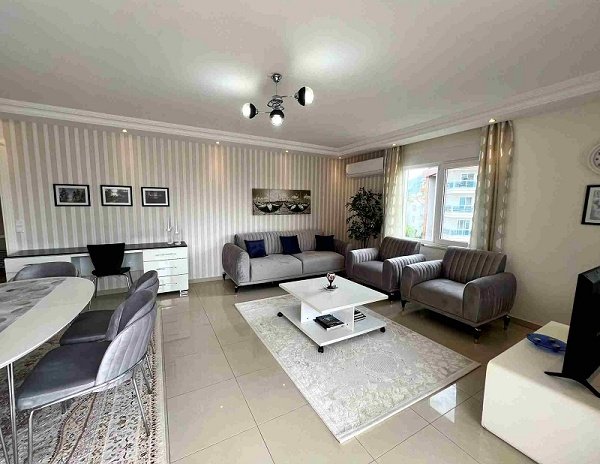 Tosmur: 911 Türkei, Alanya, Tosmur. Reduzierte, möblierte 3 Zimmer Wohnung.  