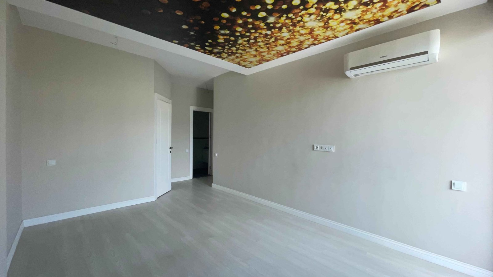 3+1 Luxuswohnung Alanya  02