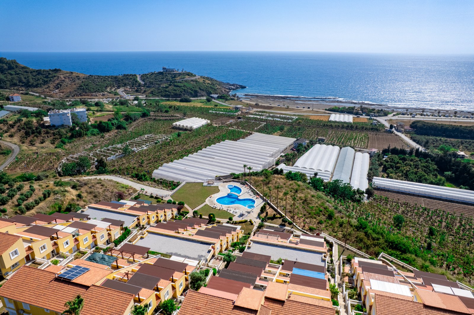 Gazipasa: Luxusvilla zum Verkauf in Gazipaşa – Nur 350 m vom Meer entfernt 