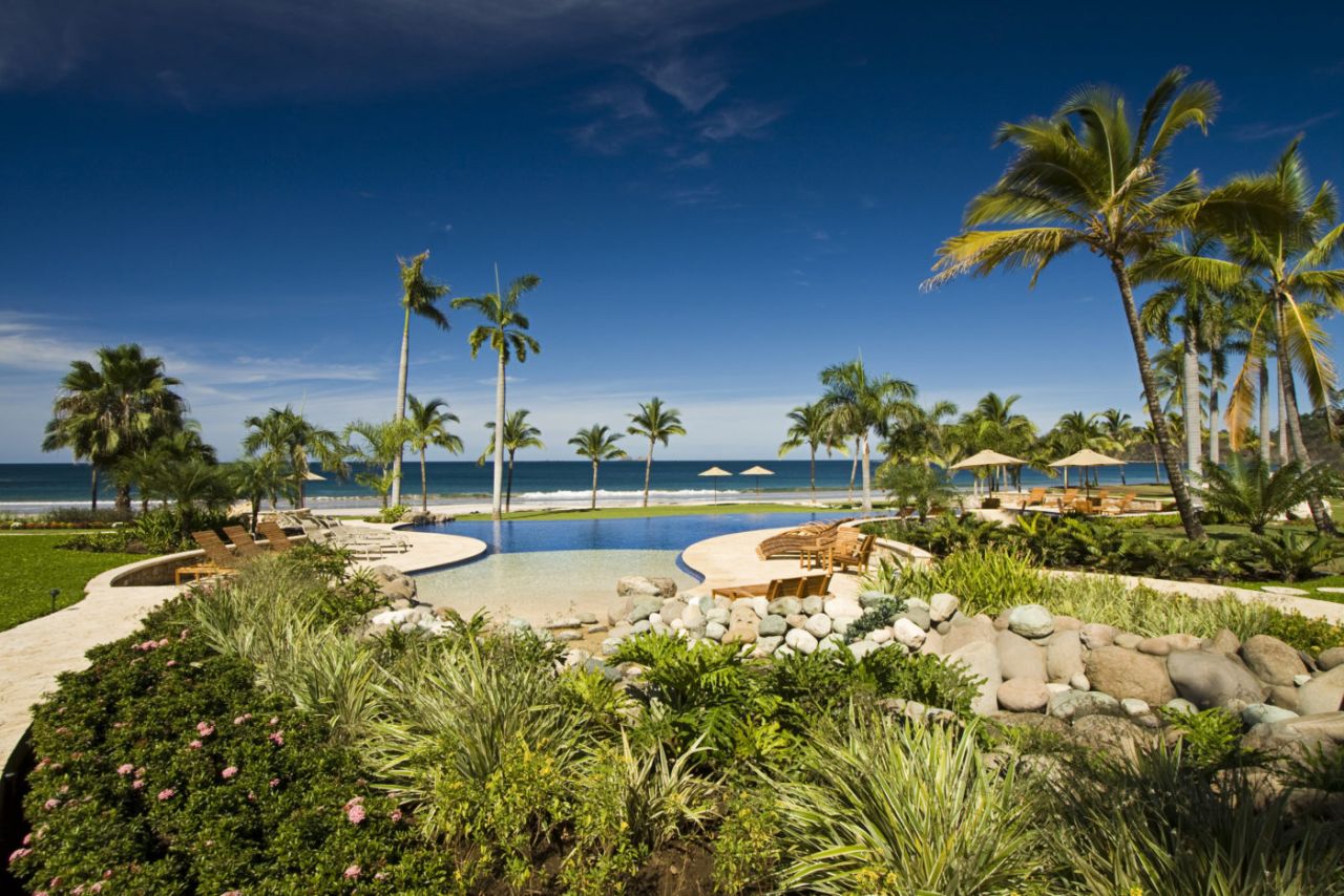 Playa Flamingo: The Residences The ultimate luxury on the beach 