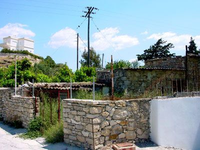Süd-Kreta-Kreta: Altes Steinhaus mit Garten in ruhiger Lage, Kamilari, Suedkreta Süd-Kreta-Kreta: Altes Steinhaus mit Garten in ruhiger Lage, Kamilari, Suedkreta
