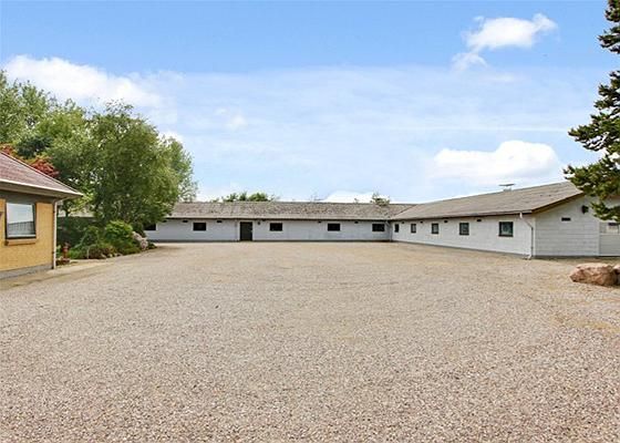 Juelsminde: Vejlevej 50 7130 Juelsminde 