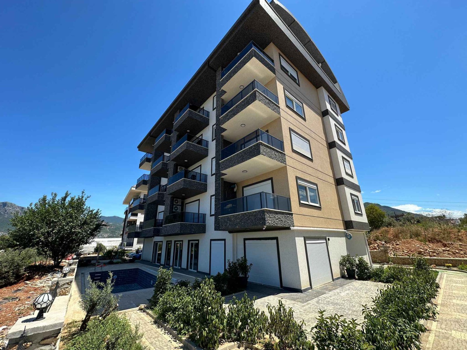 Alanya Oba: 2+1 Apartment for Sale in Alanya Oba | 74 m² | New Project | 2.1 km to the Sea 