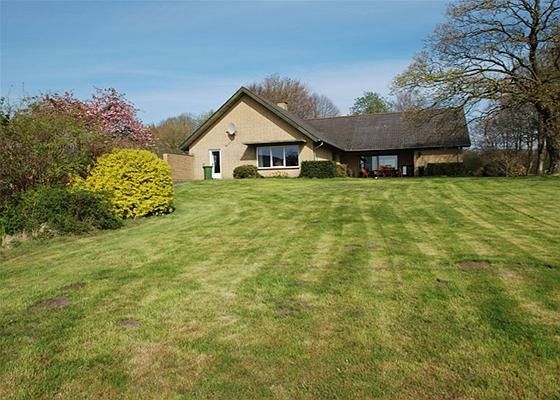 Nibe: Langmølledalvej 7 9240 Nibe Nibe: Langmølledalvej 7 9240 Nibe