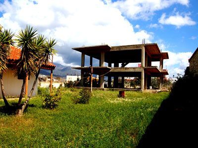 Süd-Kreta-Kreta: Kokkinos Pyrgos: Grosses Grundstueck von 1 