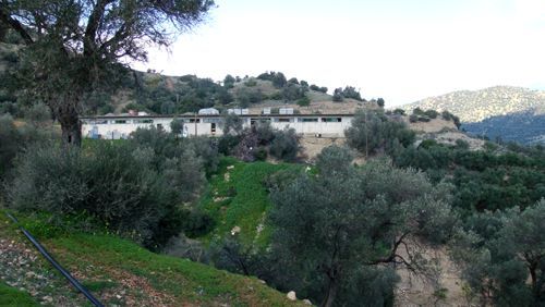 Süd-Kreta-Kreta: 52 m x 12 m Gebaeude auf 5 