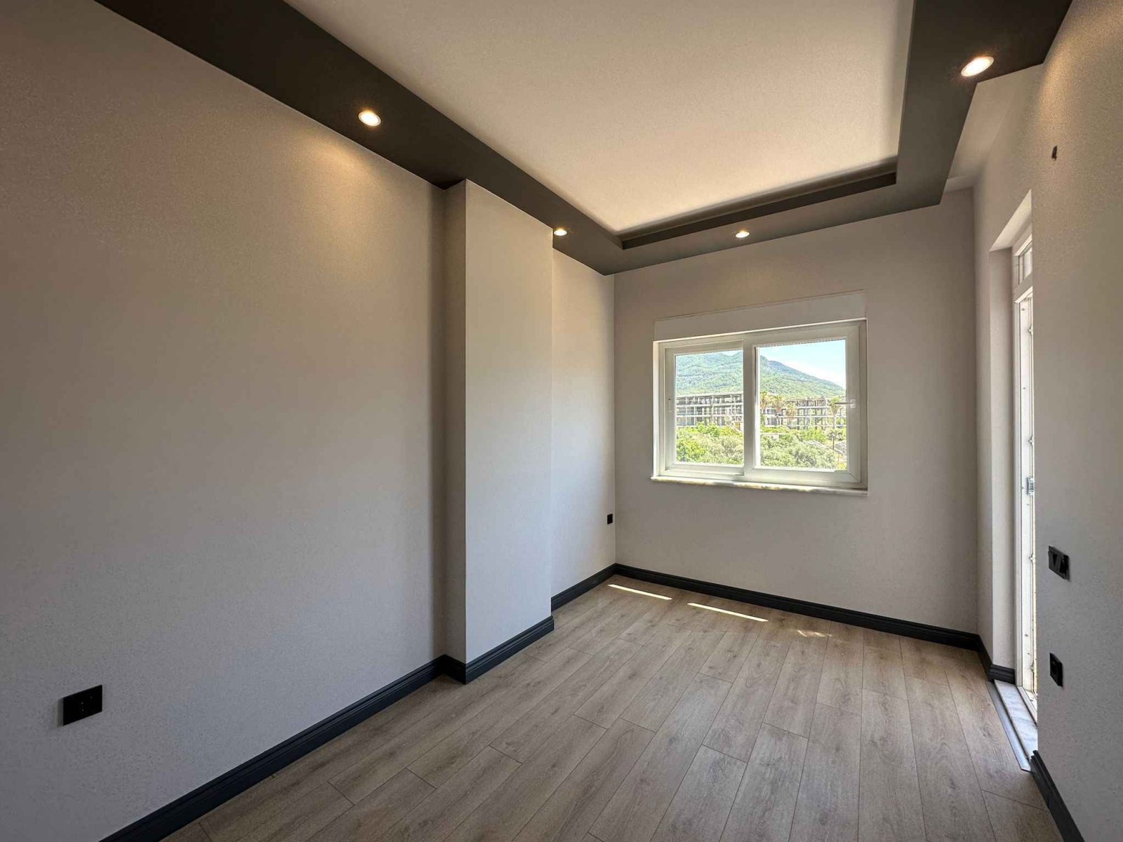 Wohnung zum Verkauf in Alanya Oba 04 Wohnung zum Verkauf in Alanya Oba 04