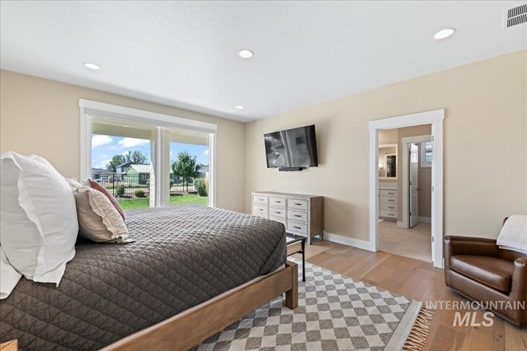  -  W Purple Martin St , Star, ID 