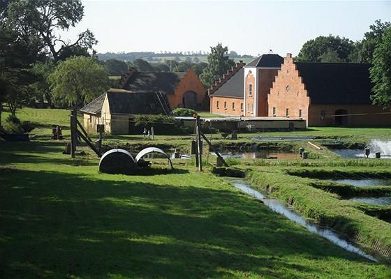 Møldrup: Herredsvejen 65 9632 Møldrup 