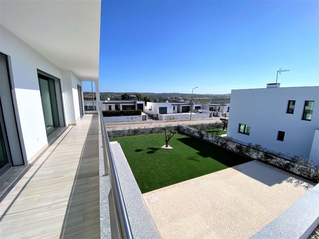 Urbanização Carvalhal (b) Urbanização Carvalhal (b)