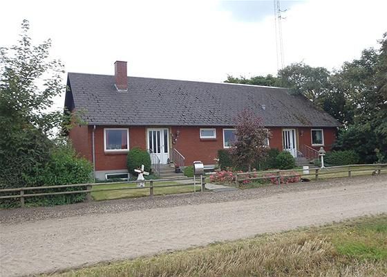 Grindsted: Hellevej 7 7200 Grindsted 