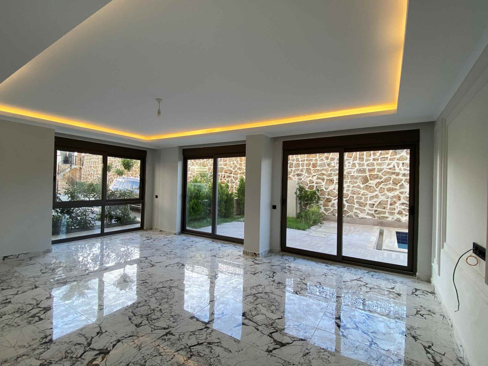 2+1 Gartenwohnung Alanya 65