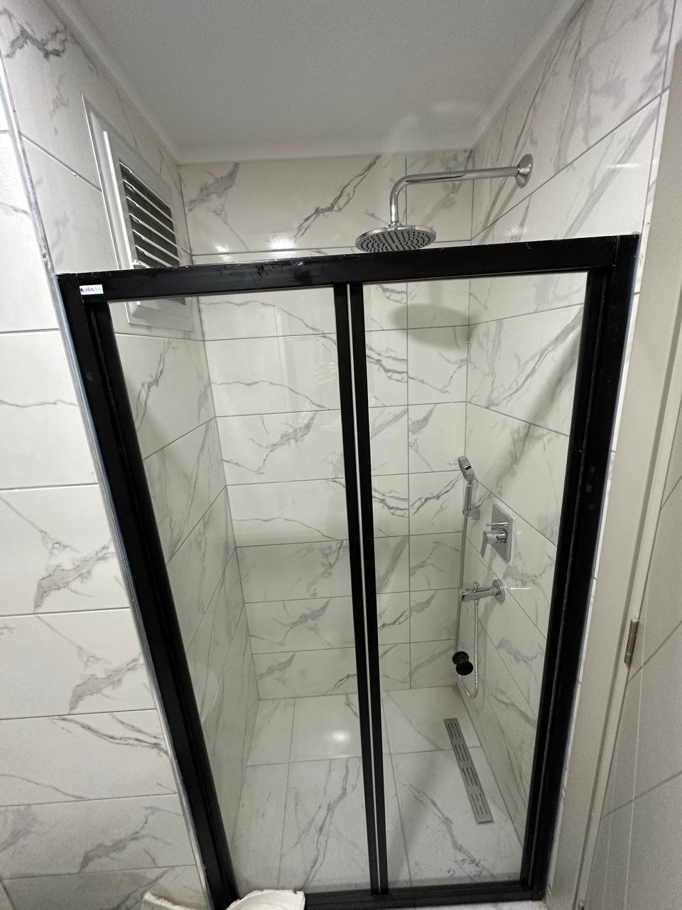 photo 5208592576452611183 y photo 5208592576452611183 y