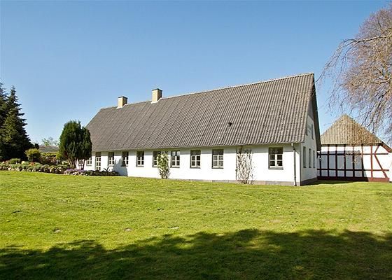 Odense N: Fredskovvej 44 5270 Odense N Odense N: Fredskovvej 44 5270 Odense N