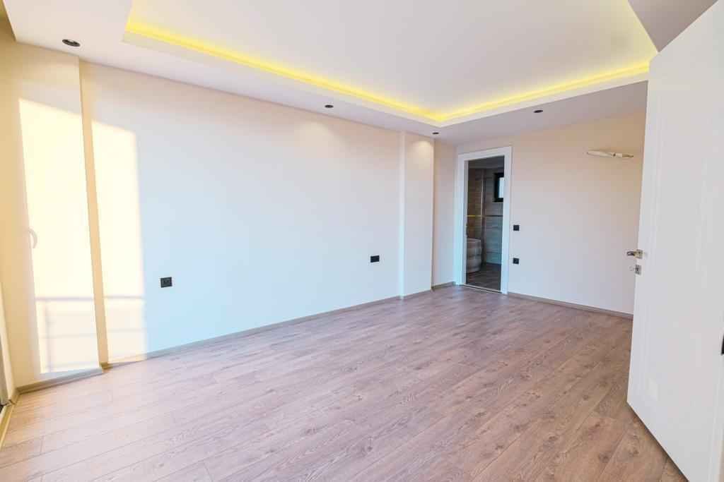 Villa mit Pool in Alanya  08