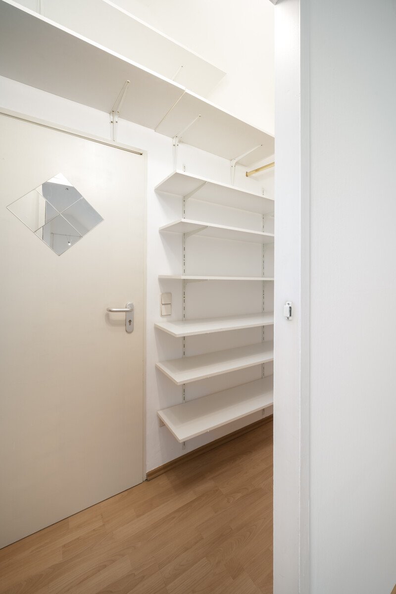 Begehbarer Kleiderschrank
