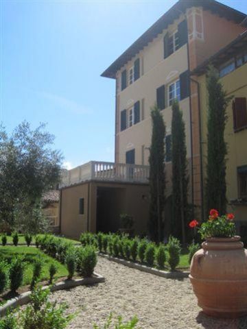 Barga: Whg. in florentinischem Pallazo in Barga 