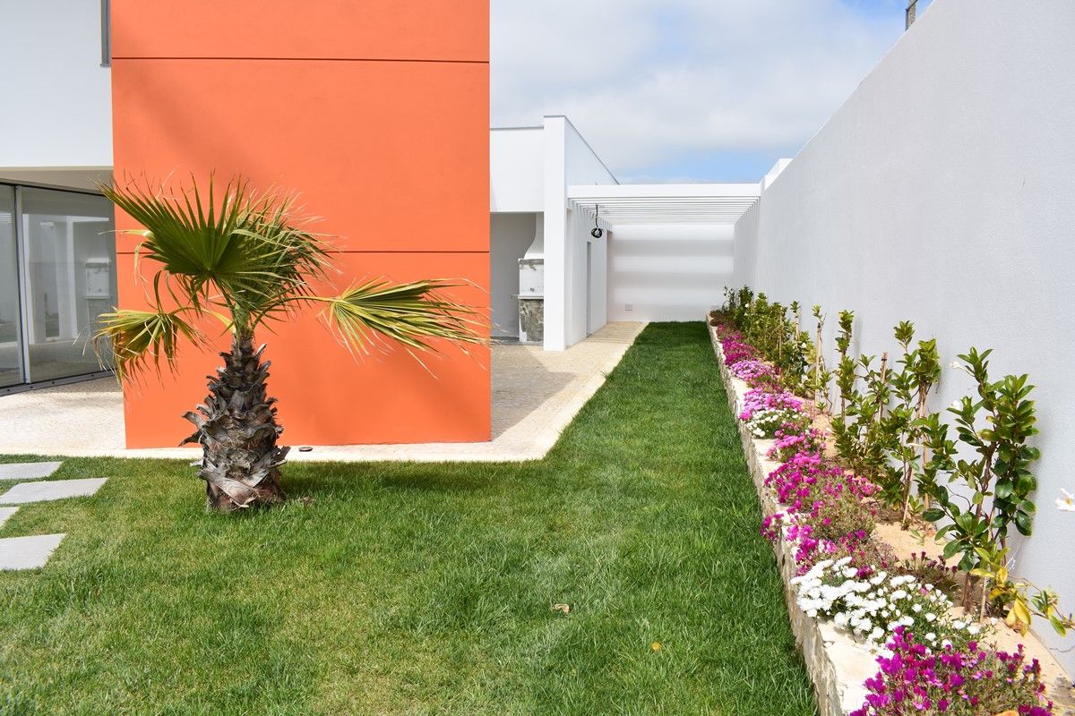 Luxury villa by the beach Luxury villa by the beach