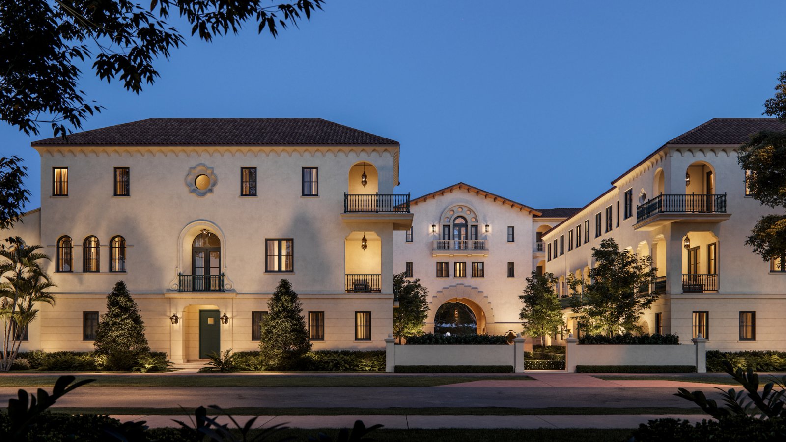 Santander Avenue, Coral Gables, FL, USA: Luxury Homes for Sale in Coral Gables: Spanish-Inspired Elegance 