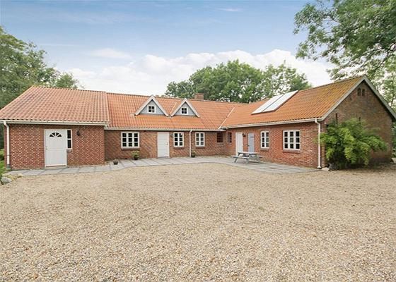 Varde: Bjerremosevej 32 6800 Varde Varde: Bjerremosevej 32 6800 Varde