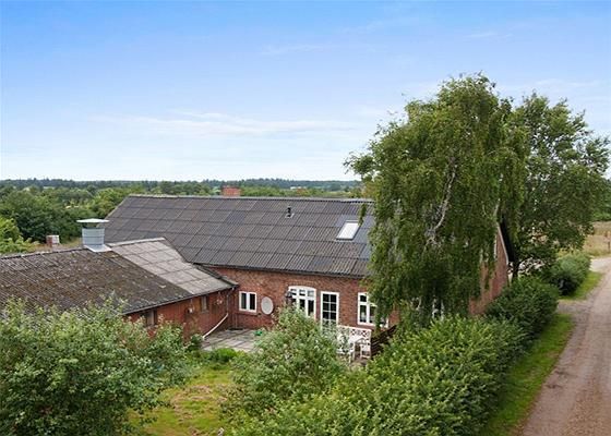 Varde: Sdr. Stavskærvej 21 6800 Varde Varde: Sdr. Stavskærvej 21 6800 Varde