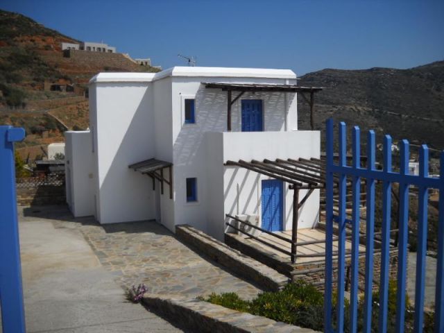 Andros: Maisonette auf der Insel Andros mit 150 qm Andros: Maisonette auf der Insel Andros mit 150 qm