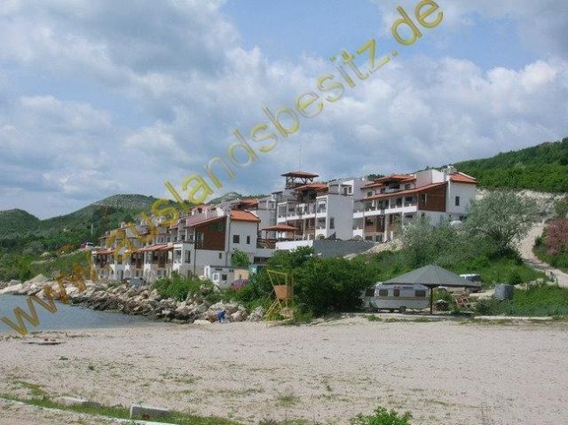 Varna: Neue Appartementsanlage erste Meereslinie, Weisse Lagune in Bulgarien 