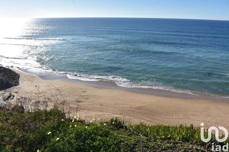 Praia da Areia Branca () Praia da Areia Branca ()