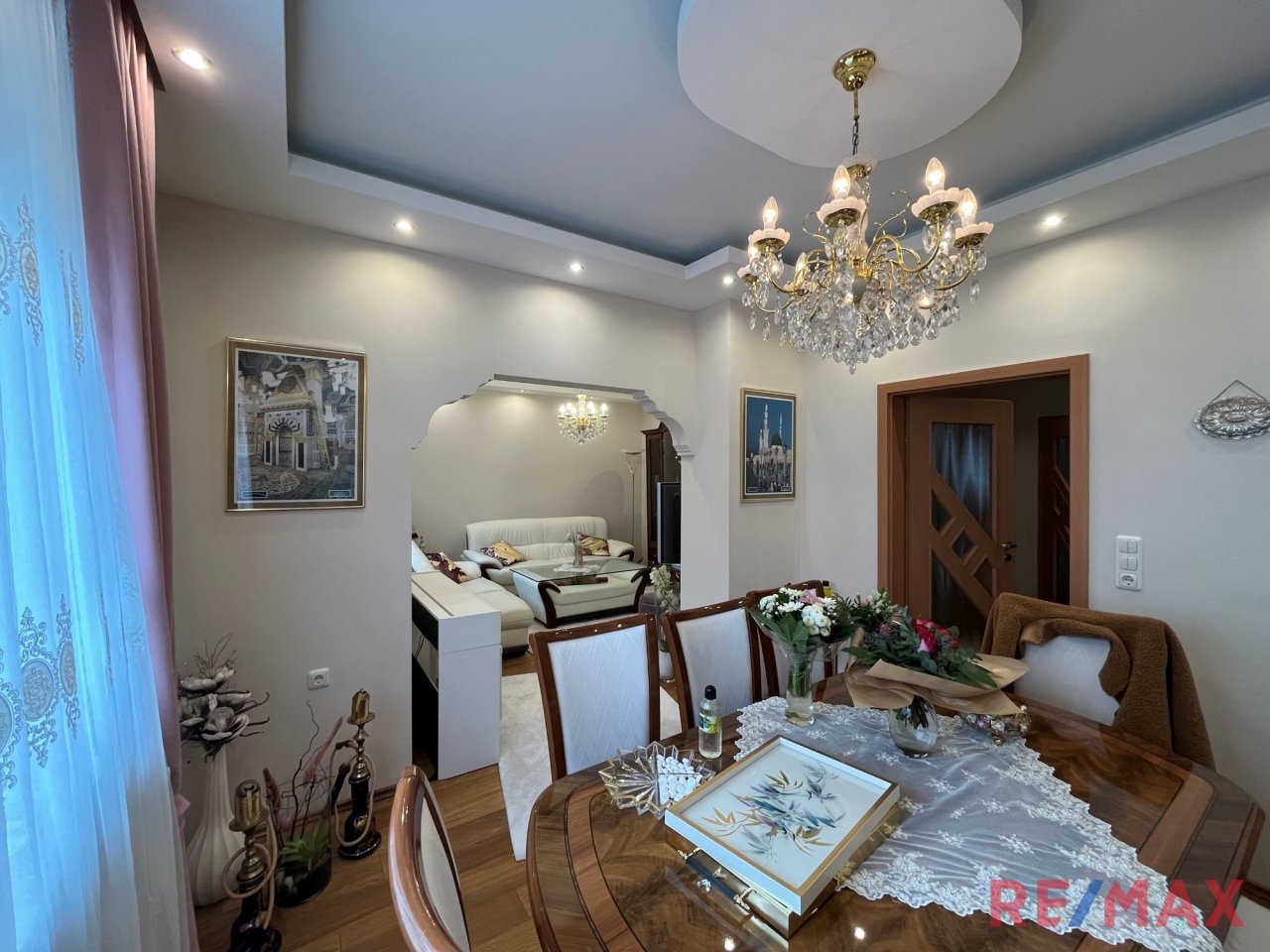 Esszimmer 1 Esszimmer 1