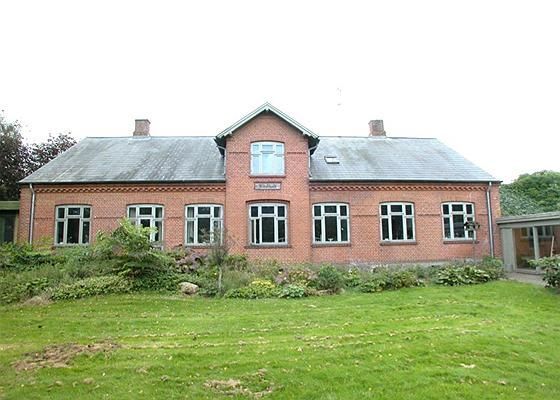 Hedensted: Båstrupvej 69 8722 Hedensted Hedensted: Båstrupvej 69 8722 Hedensted