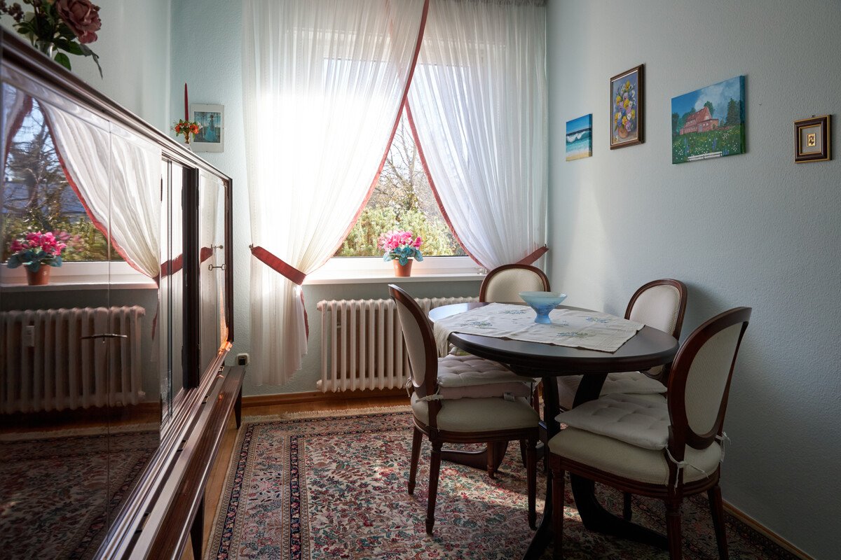 Arbeit-, Ess-, Kinderzimmer