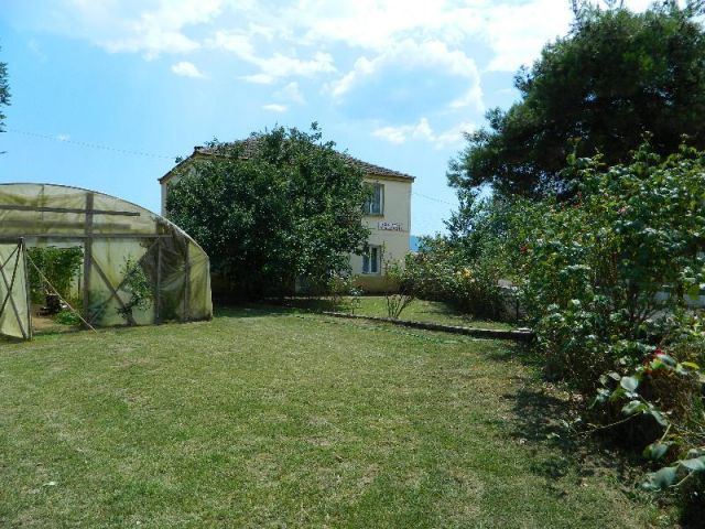 Dato Kabalas: Einfamiliehaus in Dato Kabalas 