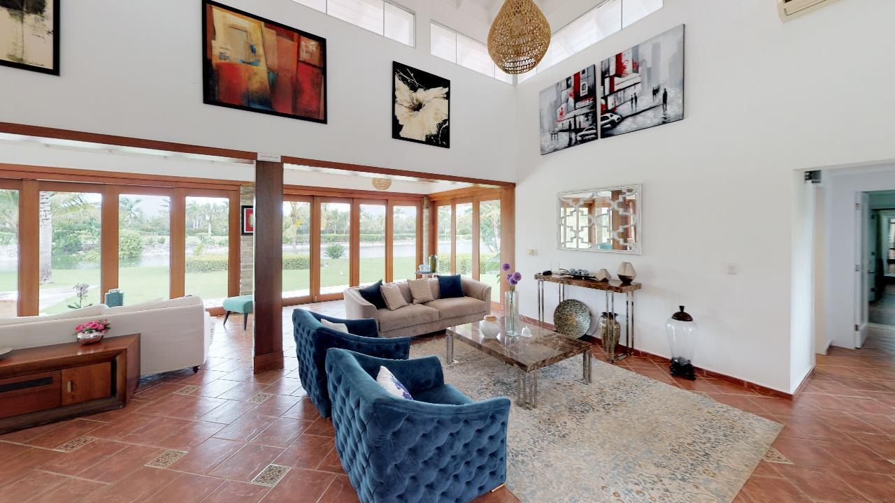 Punta Cana: Furnished large, spacious and lovely villa in Cocotal. 