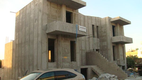 Nord-Kreta: 2 nicht fertig gestellte Hauschen in beliebter Gegend von Heraklion mit Meerblick 