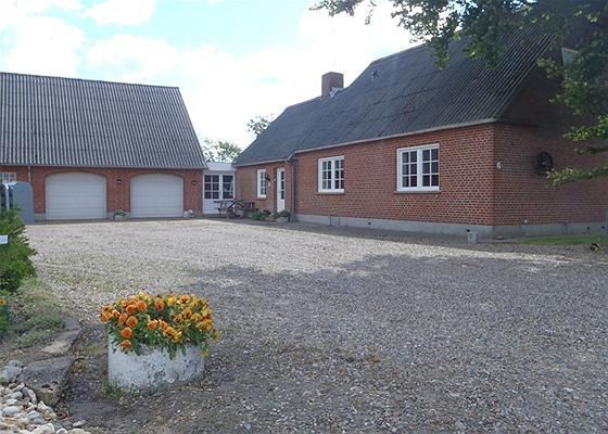 Bramming: Lykkesgårdsvej 6 6740 Bramming 