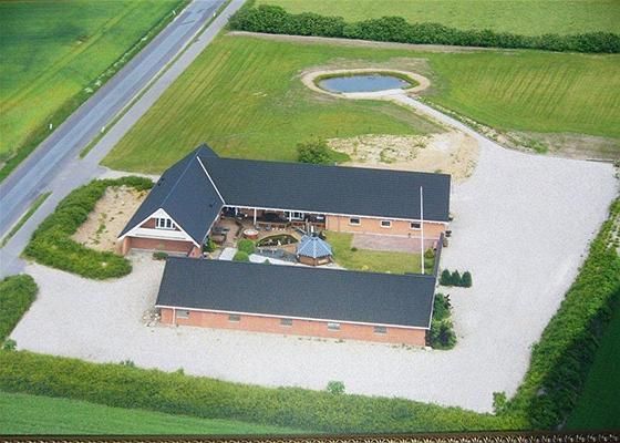 Farsø: Fandrupvej 43 9640 Farsø Farsø: Fandrupvej 43 9640 Farsø